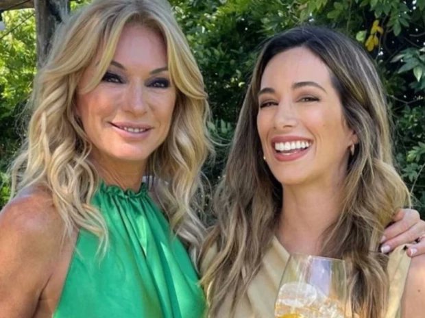 genteonline's tweet photo. #EstefiBerardi se fue de #LAM y arremetió con #YaninaLatorre y #SofiaAldrey
https://t.co/HkGgitJR63 https://t.co/or2Ly8tLf0