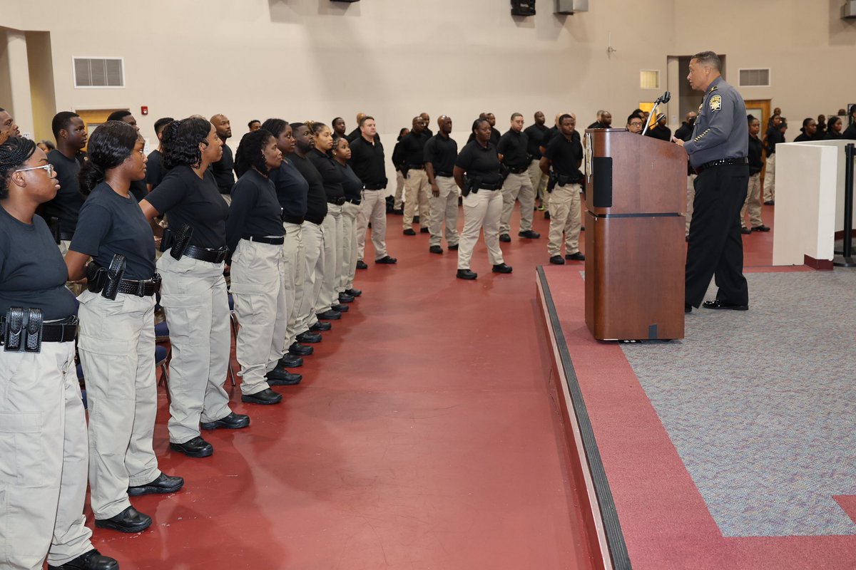 FultonSheriff's tweet photo. Sheriff Patrick Labat Swears In Dedicated New Hires! It was an honor  as he officiated the swearing-in ceremony for our exceptional new recruits. With raised right hands and determination, they took an oath to uphold justice, protect our community, and serve with integrity.
#fcso https://t.co/qSShtdQWFf