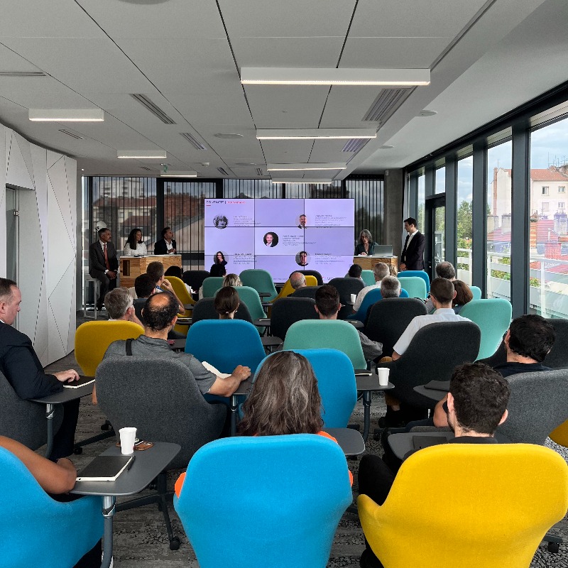 AdvenisGP's tweet photo. 🔁 #ÉVÉNEMENT | 📸 Revivez cette soirée privée exclusive à #Lyon avec des images mémorables !
🤝 Hier soir, nous avons eu le plaisir d'organiser une soirée sur le thème de : « La #retraite ». Nous tenons à remercier tous les participants pour leur présence et leur enthousiasme ! https://t.co/b3t18QU6k9
