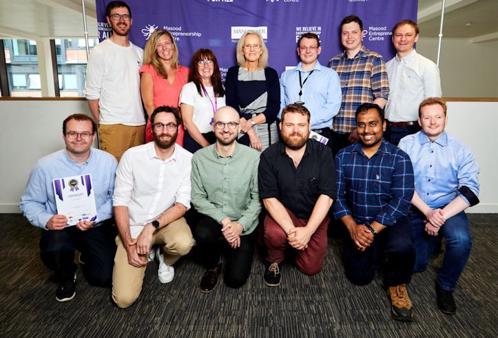 DrLiamJohnson's tweet photo. Beyond pleased to have won the Innovation Enabling Award of £10,000 towards starting our business MouseAble, which uses advanced #materials and #bioelectronics to improve the wellbeing of lab animals. Big thanks to @EntrepMCR  for supporting the award and the amazing training! https://t.co/VQTTdfrskg