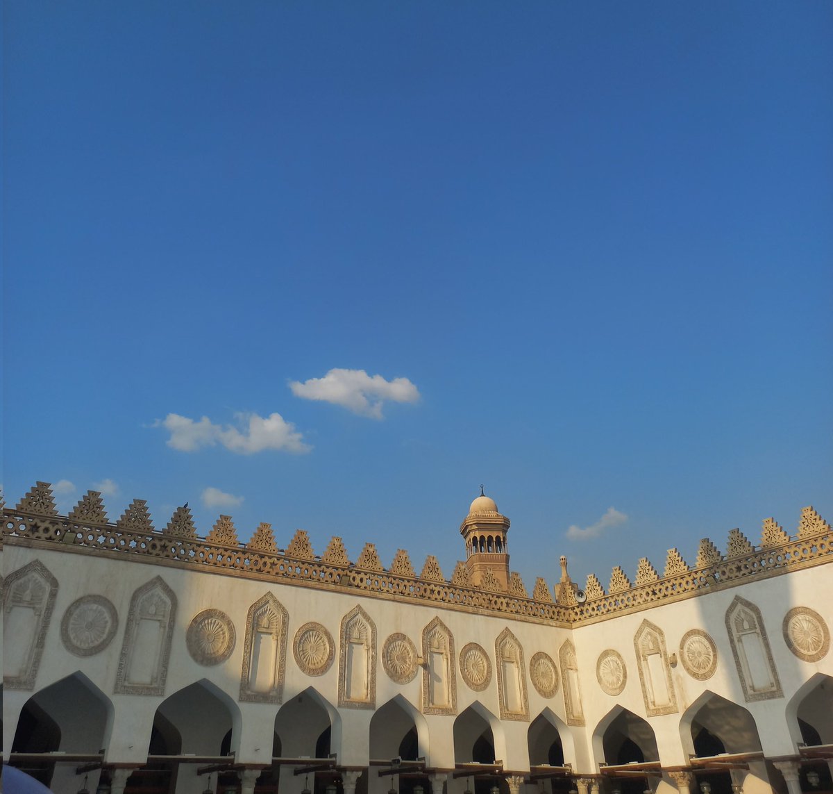 roka31999's tweet photo. 🕌 https://t.co/2V4UXUiaH7