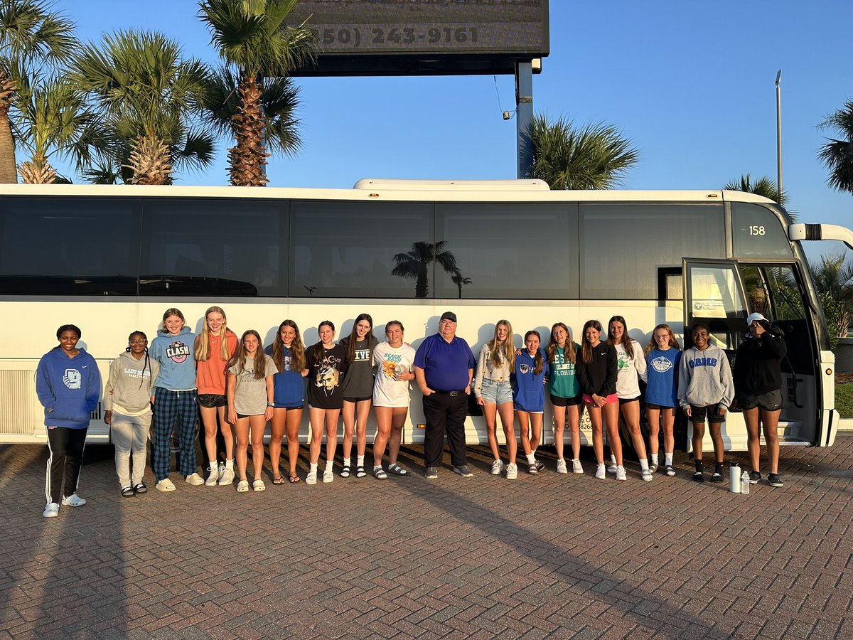 ladybearsbbk's tweet photo. The @ladybearsbbk teams are headed home and back to 3140 B.S.R. and a big thank you to Brewster Travel and our driver, Chuck! @Todd_spinner @BerlinBearsAD #BearsattheBeach #ClawsUp #WeLoveChuck #TEAM https://t.co/u2HWzCrqq5