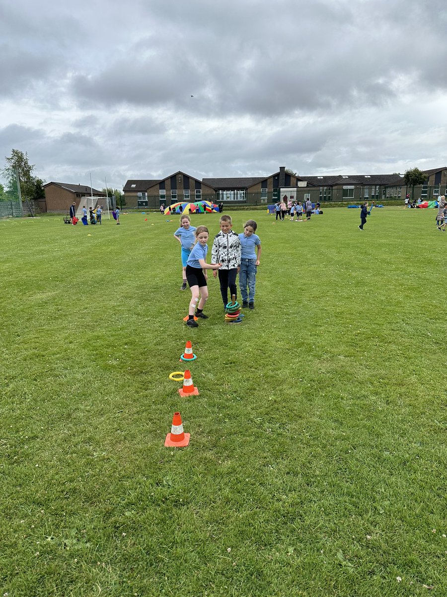 Hazel Ryan tweet media