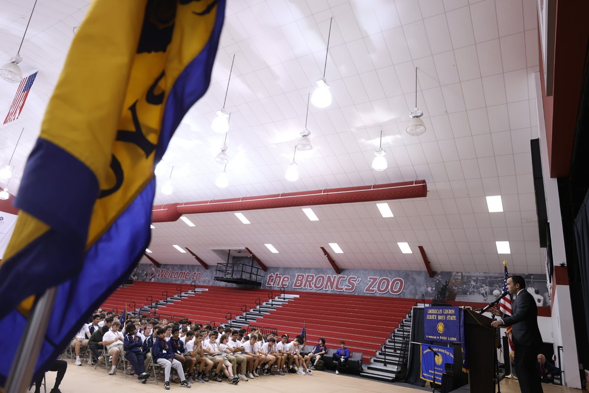 NewJerseyOAG's tweet photo. As a former delegate, I was truly inspired by over 600 of NJ's best and brightest from @ALJBS. Public service is a calling and it was a privilege to speak with our future leaders at Boys State on how they can improve lives in their communities, the state, and across the country. https://t.co/BMDSUOQTRN