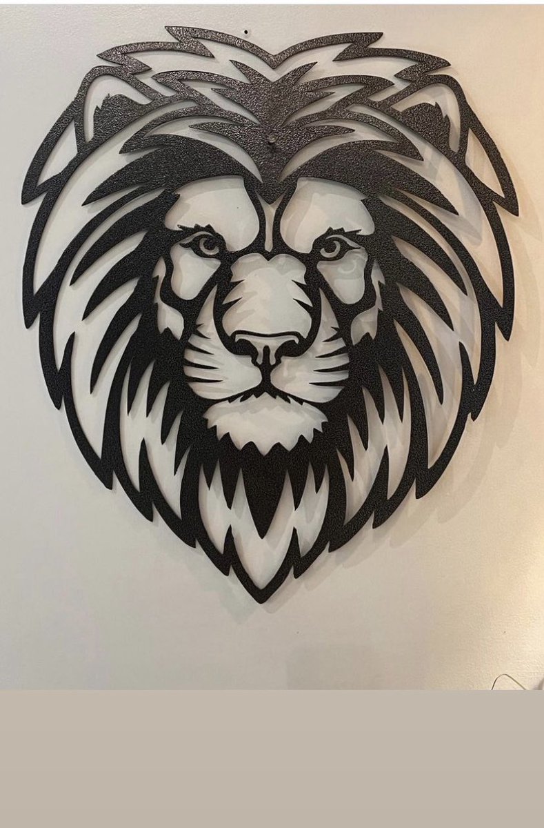 LessismoreF's tweet image. Unleash the king of style in your living room with this fierce coffee table turned console. Featuring a vintage lion head frame and sleek design, it&apos;s the perfect piece to elevate your space. #homedecor #forsale #lionhead #coffeetable #console&quot;