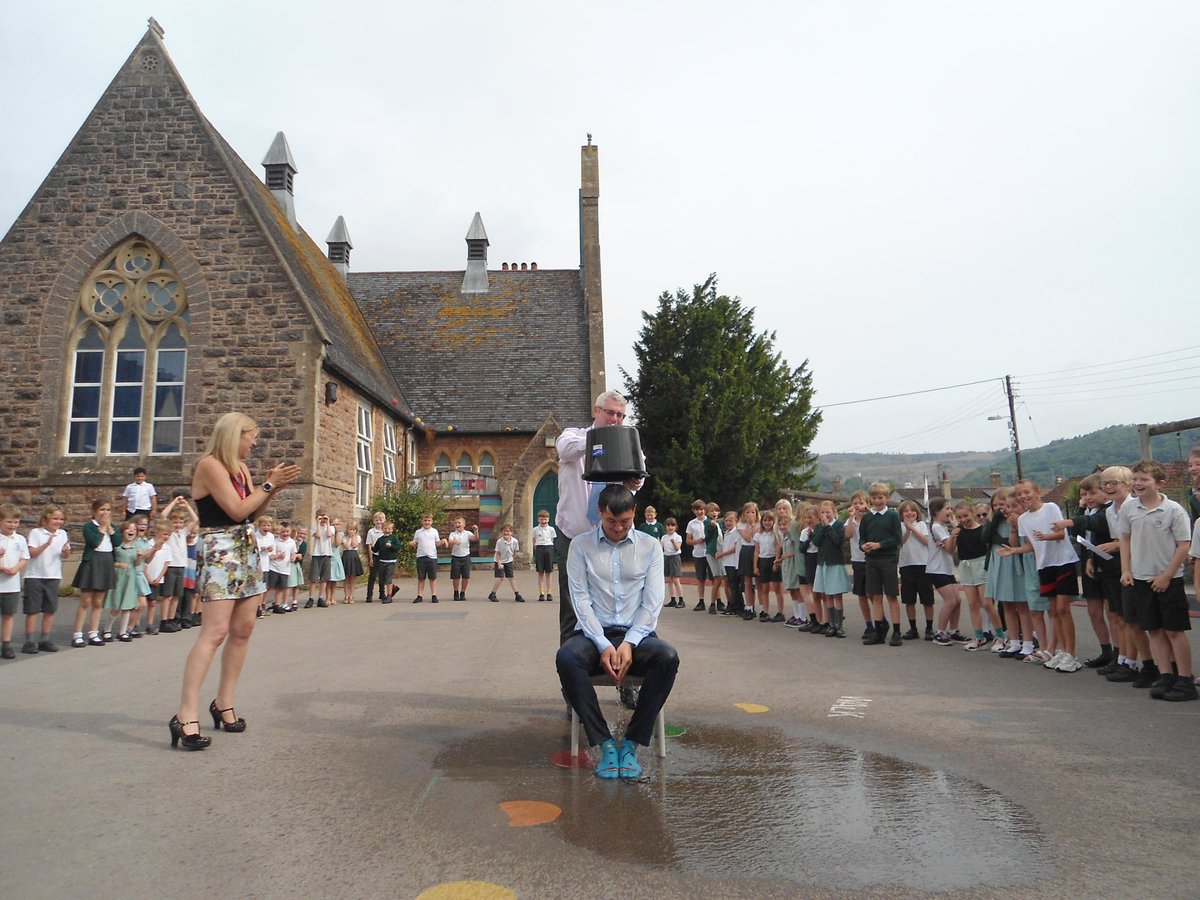 cheddar_first's tweet photo. Today was the day the children have all been waiting for - Splash the Teacher! Well done to the school council for organising this fun event and thank you to everyone who donated! And a huge thank you to the ‘winning’ teacher, Mr Hynam, for being such a great sport! 🙌 https://t.co/4kxmnlNm2q