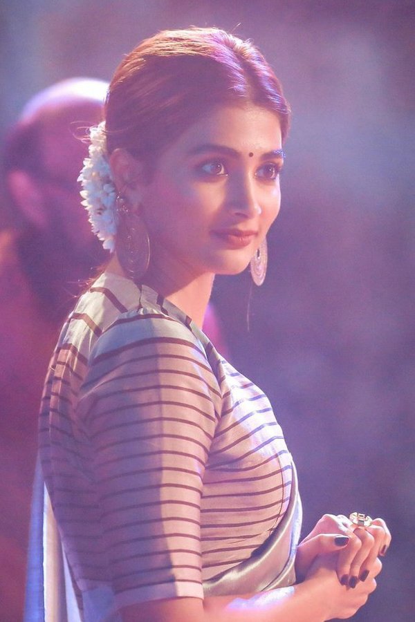 FzT4KYQakAA4FNj?format=jpg&name=900x900