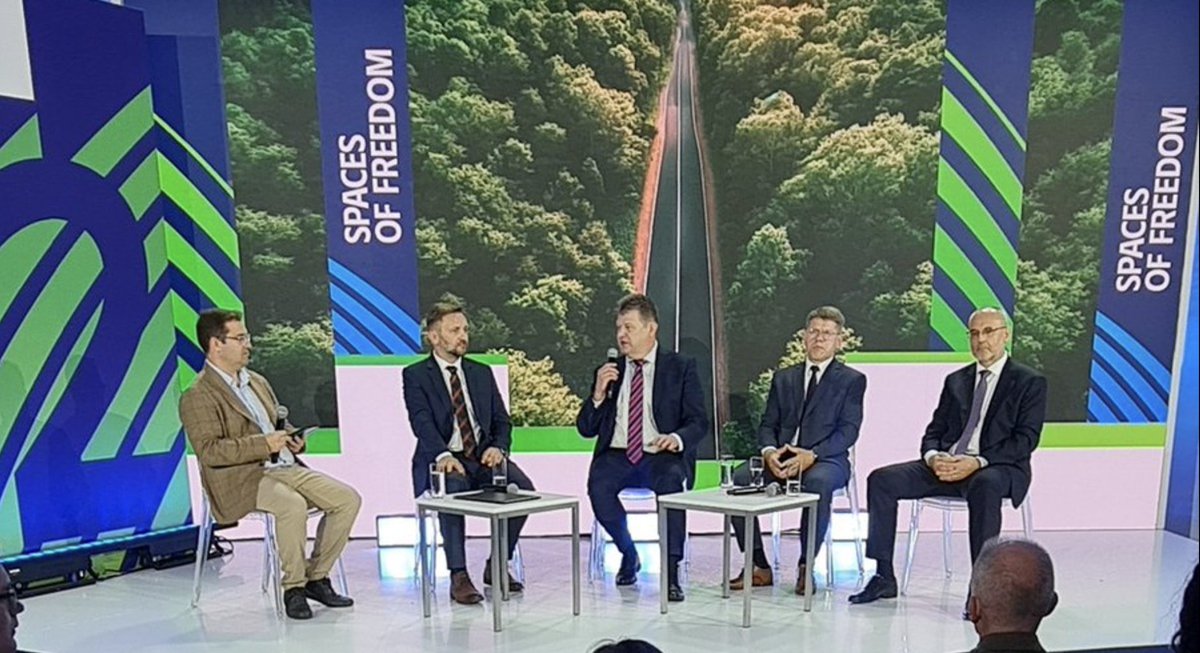 مؤتمر <a href="/Kongres590/">Kongres 590</a> : الانتقال العادل للطاقة لن ينجح بدون الغاز الطبيعي !
wp.me/pa0ADF-mVH
<a href="/MKiS_GOV_PL/">Ministerstwo Klimatu i Środowiska</a>