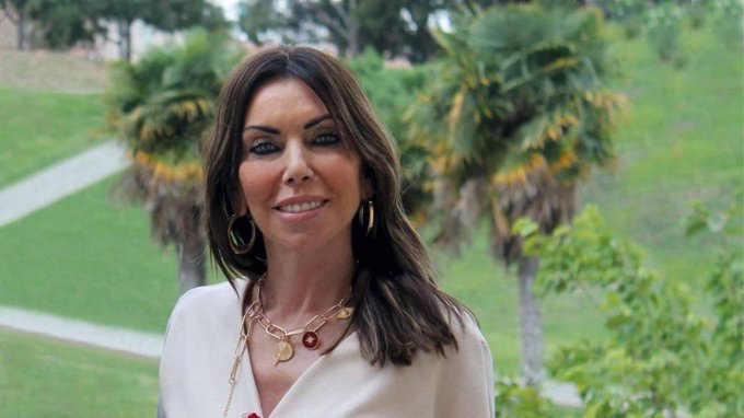 idiazaquso's tweet photo. Pues a mí la nueva Presidenta de las Cortes de Aragón me suena de algo. https://t.co/Ja1iPeoTMj