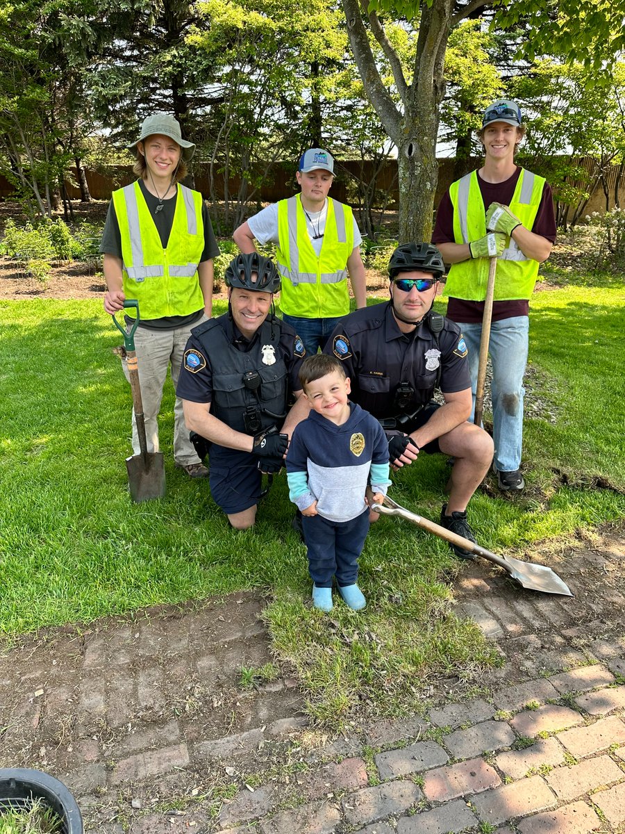 Duluth MN Police on Twitter "Sawyer and his mom were walking on the