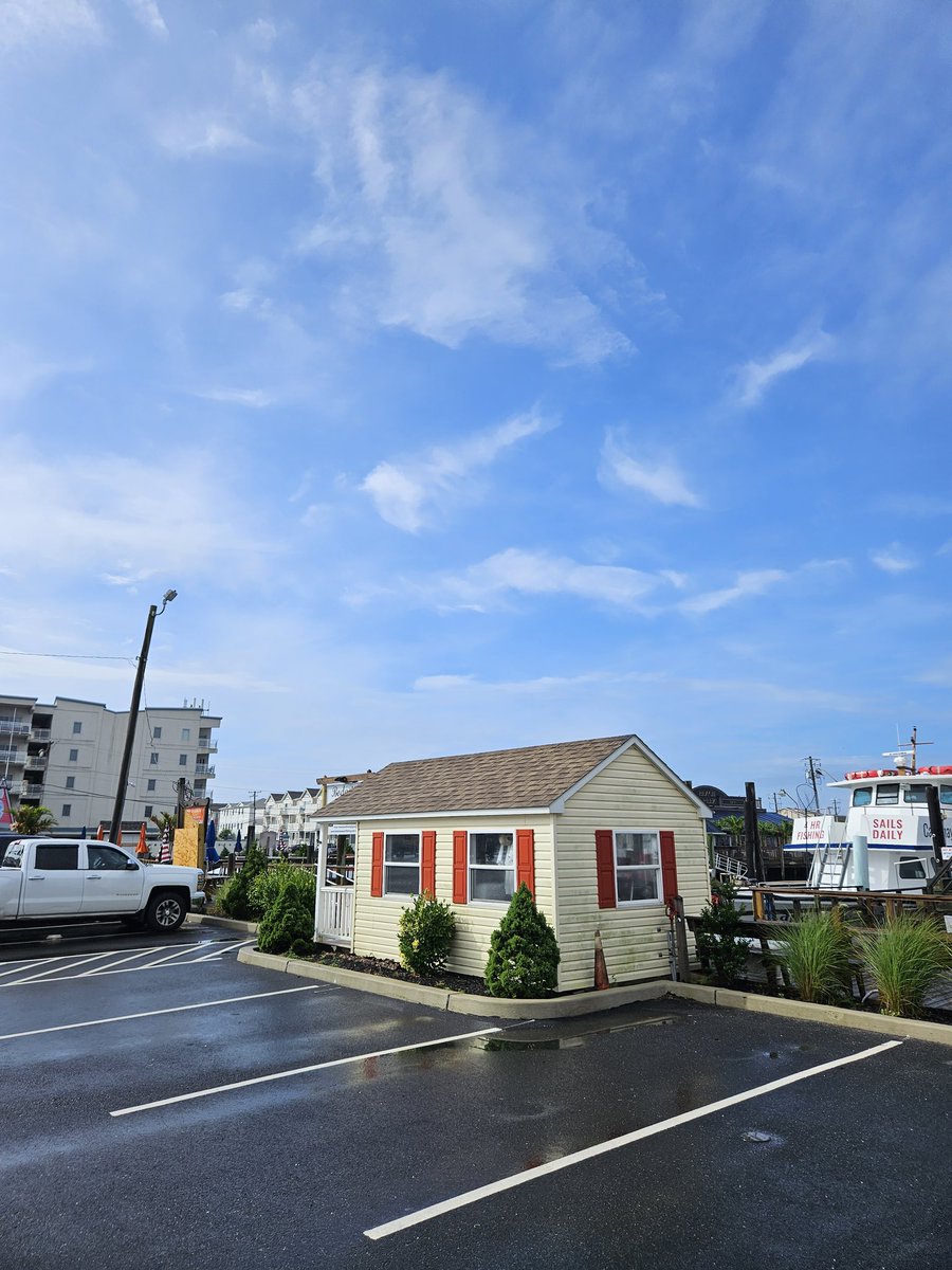 jcreamer57's tweet photo. It's always sunny in Wildwood https://t.co/Tr1rHQzrlA