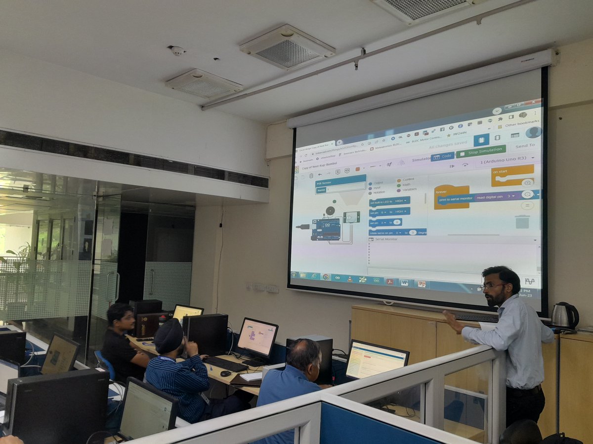 CSIR_IMTECH's tweet photo. On Day 1 Mr Ajay Godara, Founder &amp; CEO of Enovate Ltd., explained the fundamentals of IoT, sensors, boards, installation of Arduino IDE, Tinekercad, and output visualization in graphical form. @tinkercad @CSIR_IND @g20org  @MSDESkillIndia @KVS_HQ @CommissionerNVS https://t.co/PQRpwVPiRx