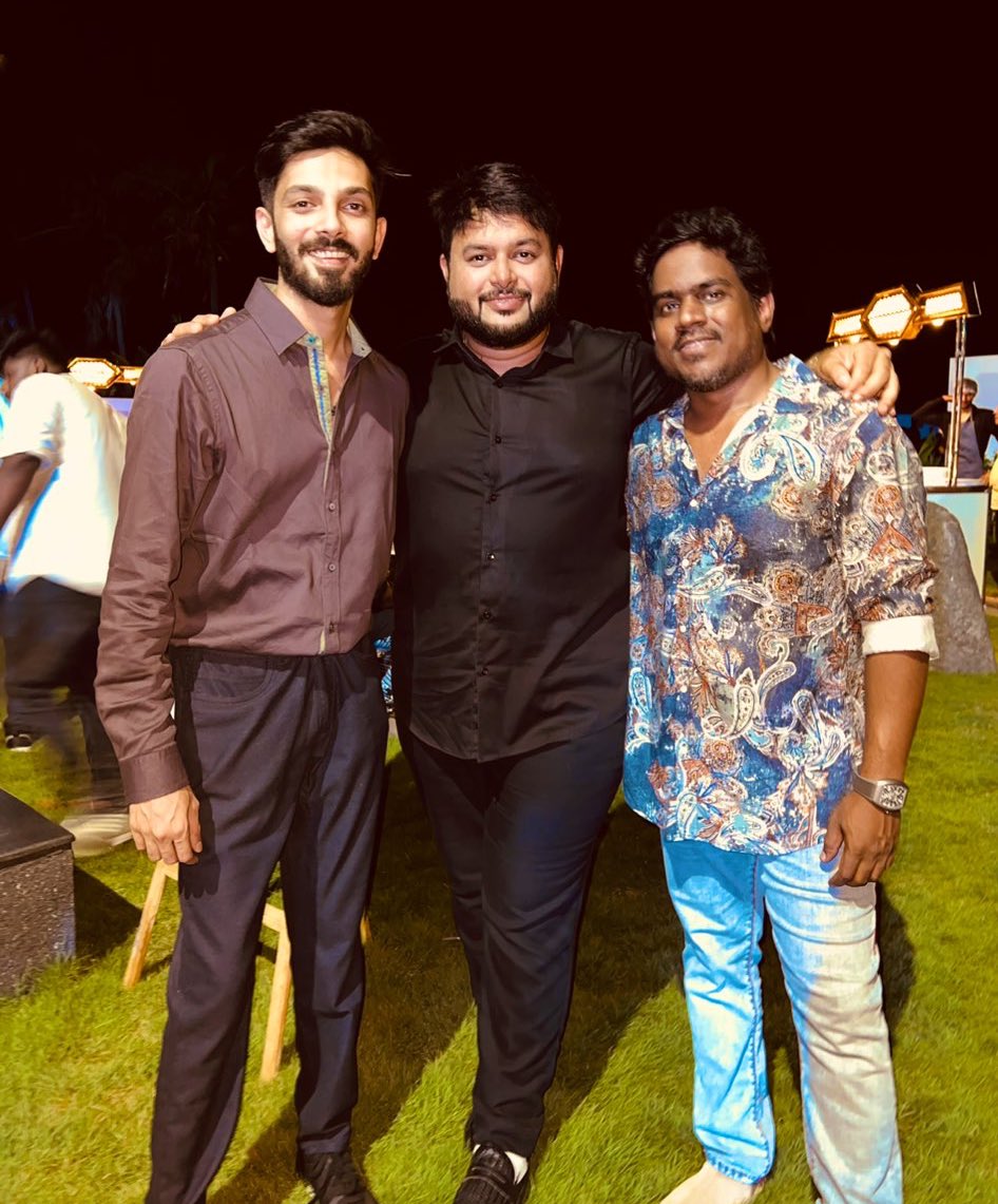 Randomly, <a href="/MusicThaman/">thaman S</a> posted this picture a year back &amp; it radiates his positive vibes &amp; love ❤️ These 3 talented music directors collaborated back-to-back with <a href="/actorvijay/">Vijay</a> 😍

<a href="/MusicThaman/">thaman S</a> in #Varisu
<a href="/anirudhofficial/">Anirudh Ravichander</a> in #Leo &amp;
<a href="/thisisysr/">Raja yuvan</a> in #Thalapathy68 

I will frame this‼️😇