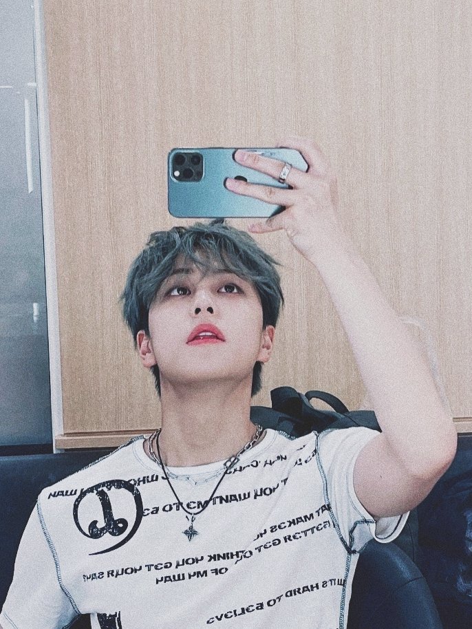 polartaki's tweet photo. Damn he's so fine fine fineeeeee 
#타키 #andTEAM #TAKI #タキ https://t.co/ds37r0qgKx