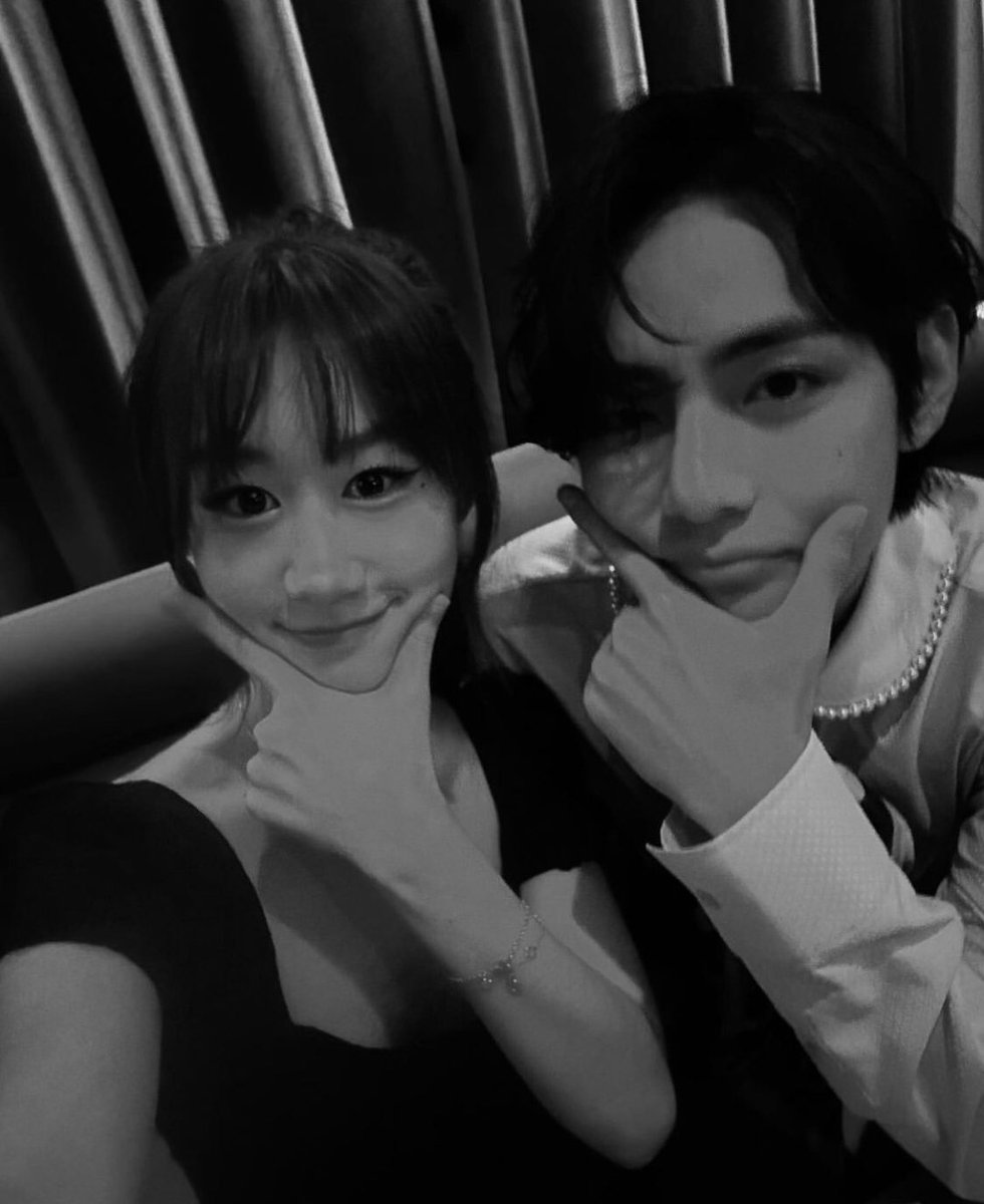 [INFO] Minna Seo IG update with Kim Taehyung