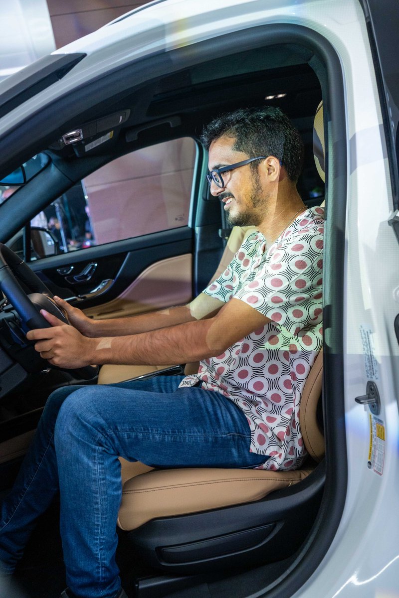 Lanzamiento: Lincoln Corsair 💎🥃