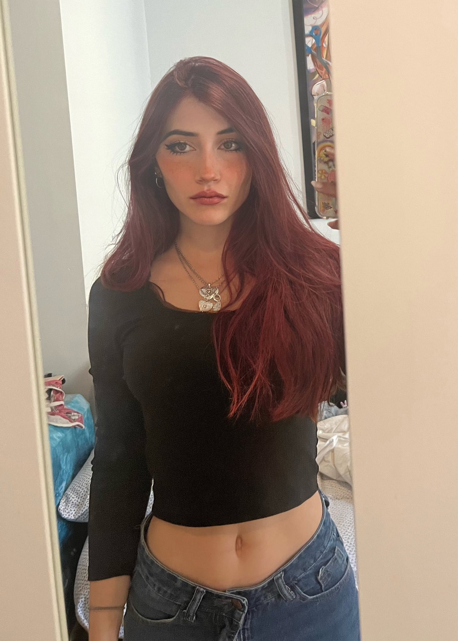 JUJU on Twitter: "Should I go back to red hair ? 🫣💋 ️ https://t.co