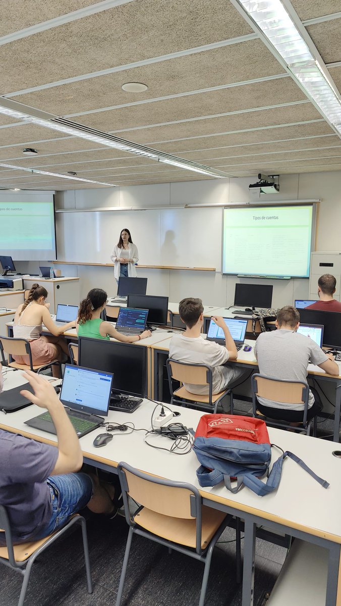 dadesvalencia's tweet photo. ¡Feliz Día de las Mujeres Ingenieras!

Hoy celebramos a las mujeres que han dejado su huella en la ingeniería. Son un ejemplo de pasión, determinación y habilidad. Agradecemos a nuestras ingenieras por su valiosa contribución. ¡Son un orgullo para nuestro equipo!

@GovernObertVLC https://t.co/vgpQUwm1sQ