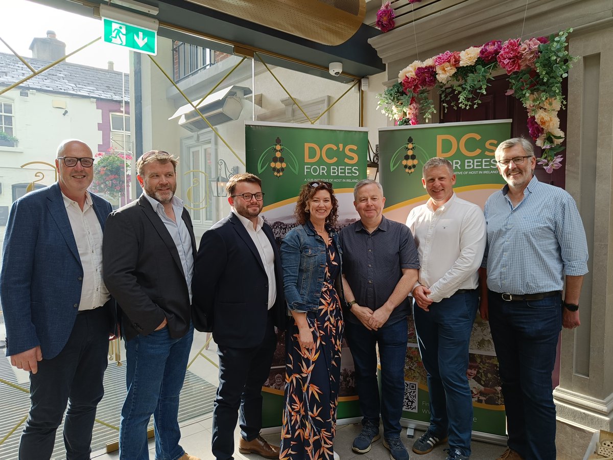 All smiles as the team from RKD could not BEE🐝 any prouder to receive the Orchards in the Community plaque from <a href="/hostinireland/">Host In Ireland</a>, part of its ongoing #DCsforBees initiative.

#Datacentres #Technology #DesignThatWorks