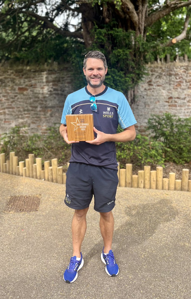 Very happy to have received this National award in recognition of the best inventive sporting programme in Senior Schools! @wellscathschool @MuddySchools 🙌🙌