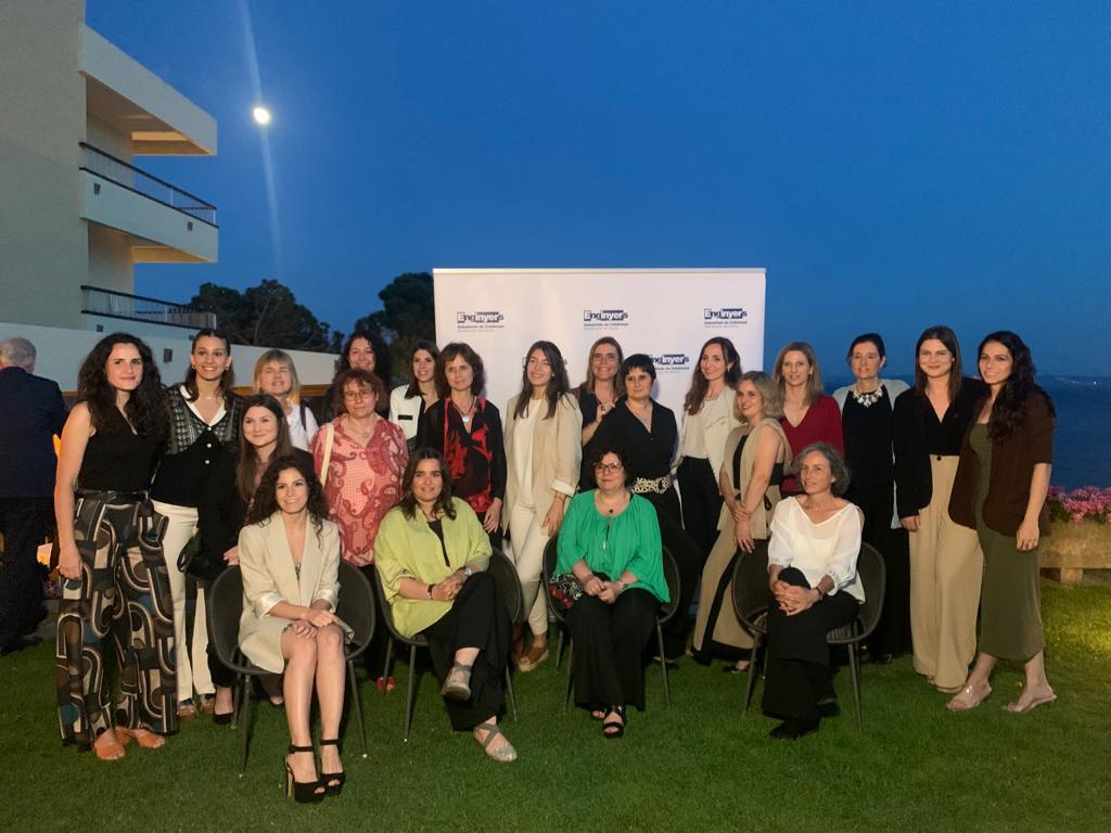 Donem referents i guanyem el dia a dia, per poder accedir al món tecnològic amb total llibertat. Ja sabeu els petits canvis són poderorosos! <a href="/UdGPolitecnica/">Escola Politècnica Superior #50EPS</a> som moltes les que hi aportem el nostre granet,<a href="/IFerrerR/">Ines_FR</a>, <a href="/CrisBarris/">Cristina Barris</a>,<a href="/PelachSerra/">M.Àngels Pèlach</a>,<a href="/rudi_dKas/">Rudi de Castro 🎗</a>. I des de <a href="/EICGirona/">Enginyers Industrials Girona</a> també.