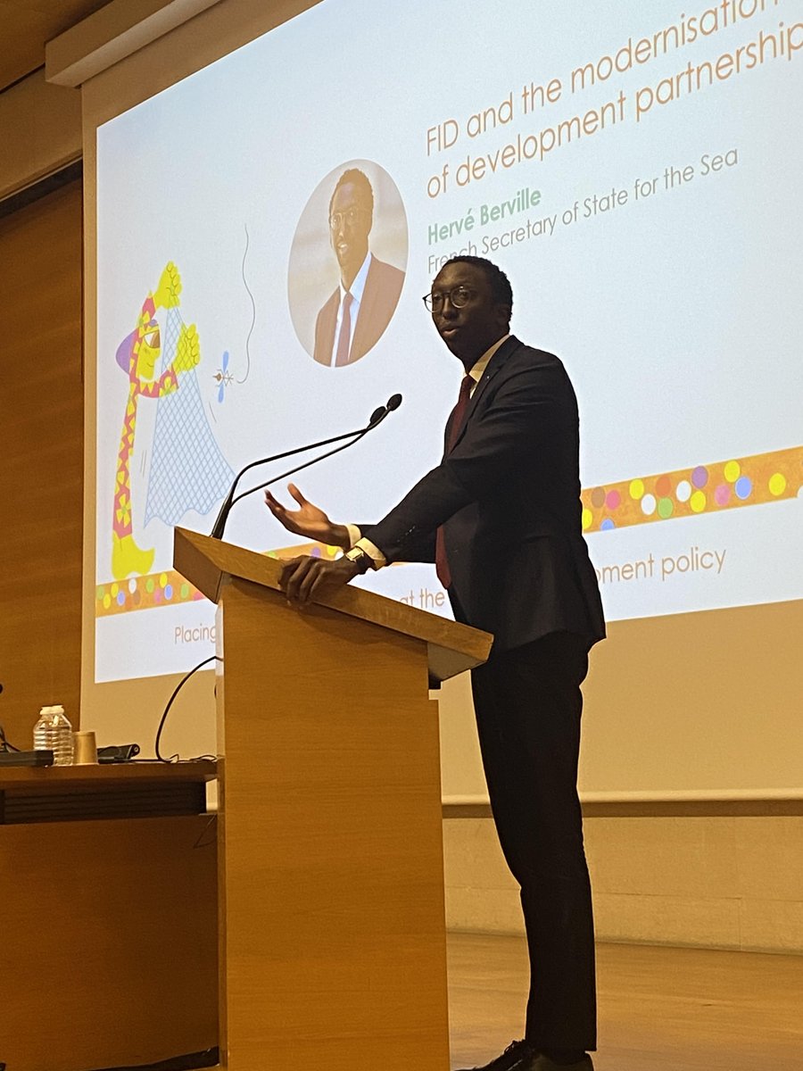JPAL_Europe's tweet photo. .@HerveBerville, Secretary of State for the Sea, France, discussed the FID and the modernization of development partnerships.  
"The unique experiments in creating FID showcase our ability to efficiently manage funds and advocate evidence-based avant-garde development policies." https://t.co/kQm5lHXsH2