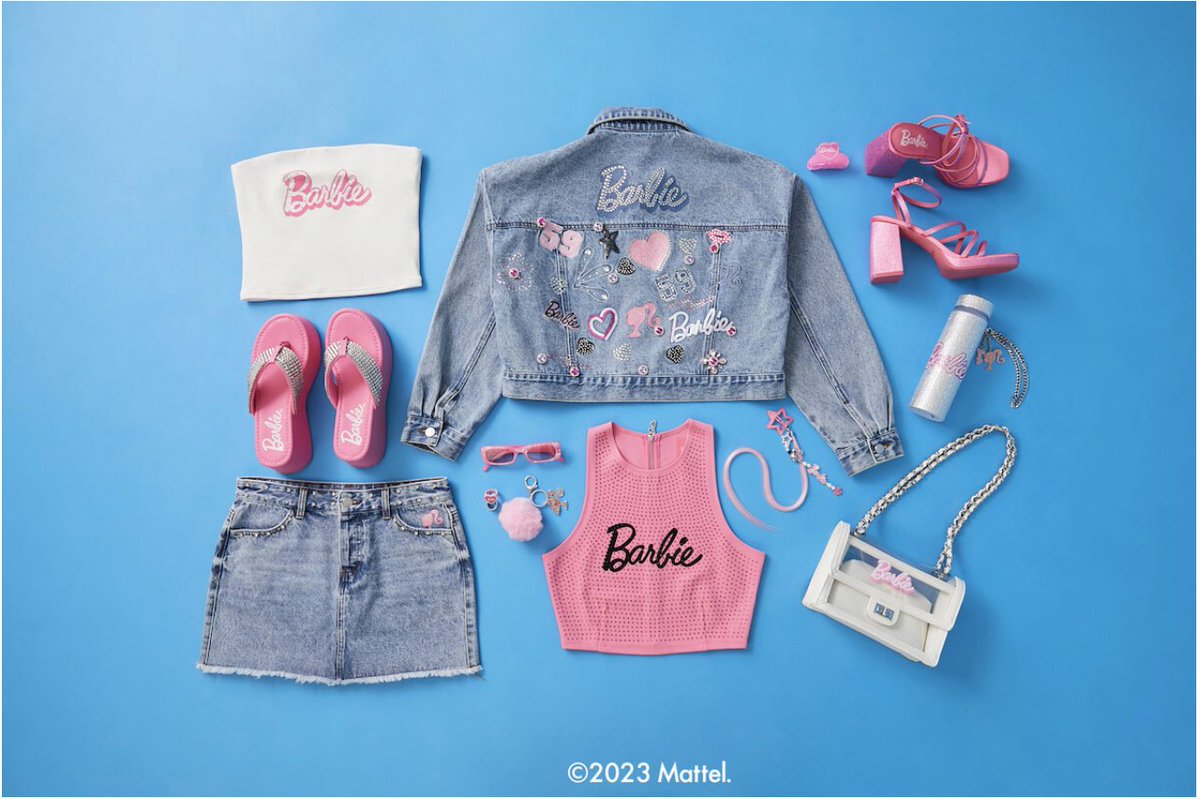 All things pretty in our Barbie x Forever 21 Collection coming in stores on June 28. 
#Barbie #BarbieTheMovie #BarbieForever