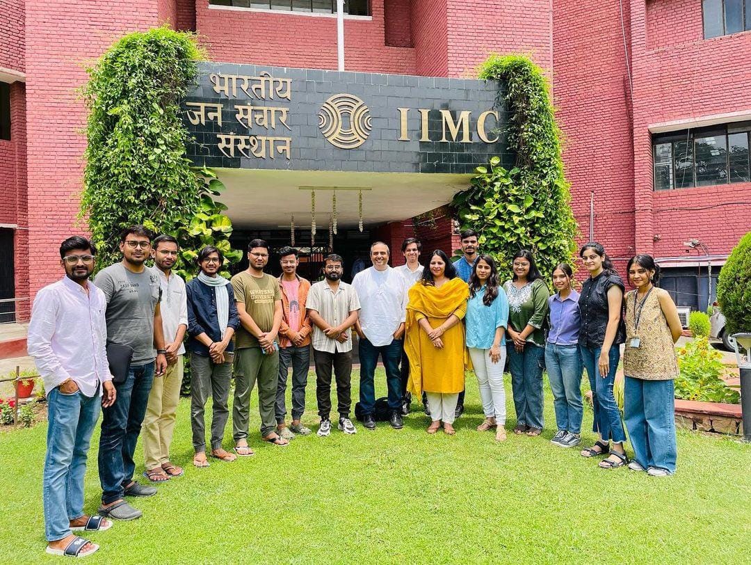 IIMC_India's tweet photo. Digital Media students had an enriching session with Mr. Trushar Barot (@Trushar), Integrity Partnerships Lead, Meta (@Meta) in India on #Metafactchecking Programmes.
@ProfSanjay_IIMC @AnubhutiYadava https://t.co/oLJbu3aAst