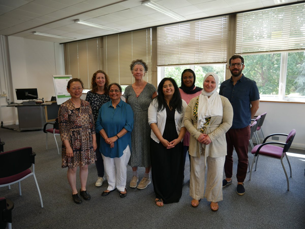 Global Development (@unirdg_gdrd) on Twitter photo For #RefugeeWeek2023 and <a href="/UniofReading/">Uni of Reading</a>'s work towards the <a href="/UniofSanctuary/">Universities of Sanctuary</a> Award, community researchers met to reflect on their work recruiting and interviewing three generations of migrant transnational families.
Read more: research.reading.ac.uk/global-develop… For #RefugeeWeek2023 and <a href="/UniofReading/">Uni of Reading</a>'s work towards the <a href="/UniofSanctuary/">Universities of Sanctuary</a> Award, community researchers met to reflect on their work recruiting and interviewing three generations of migrant transnational families.
Read more: research.reading.ac.uk/global-develop…