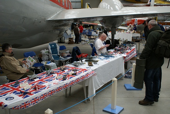 NewarkAirMus's tweet photo. OK - we believe that these two pictures show your earliest recorded participation at #CockpitFest - as you said 2011 & then again in 2012.
It would seem that 'Operation Table Grab' had already started in 2012!! 😉😂😇 https://t.co/dXUxivCmUr