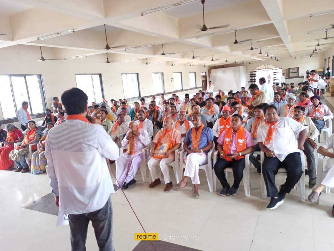 BJP4AhmedabadD's tweet photo. અલ્પકાલીન વિસ્તારક યોજના..

ભારતીય જનતા પાટીઁ સાણંદ-બાવળા વિધાનસભાની ‘અલ્પકાલીન વિસ્તારક માગઁદશઁન કાયઁશાળા’ @નગરપાલિકા હોલ,સાણંદ ખાતે યોજાઈ. https://t.co/6AzVB1MUP6