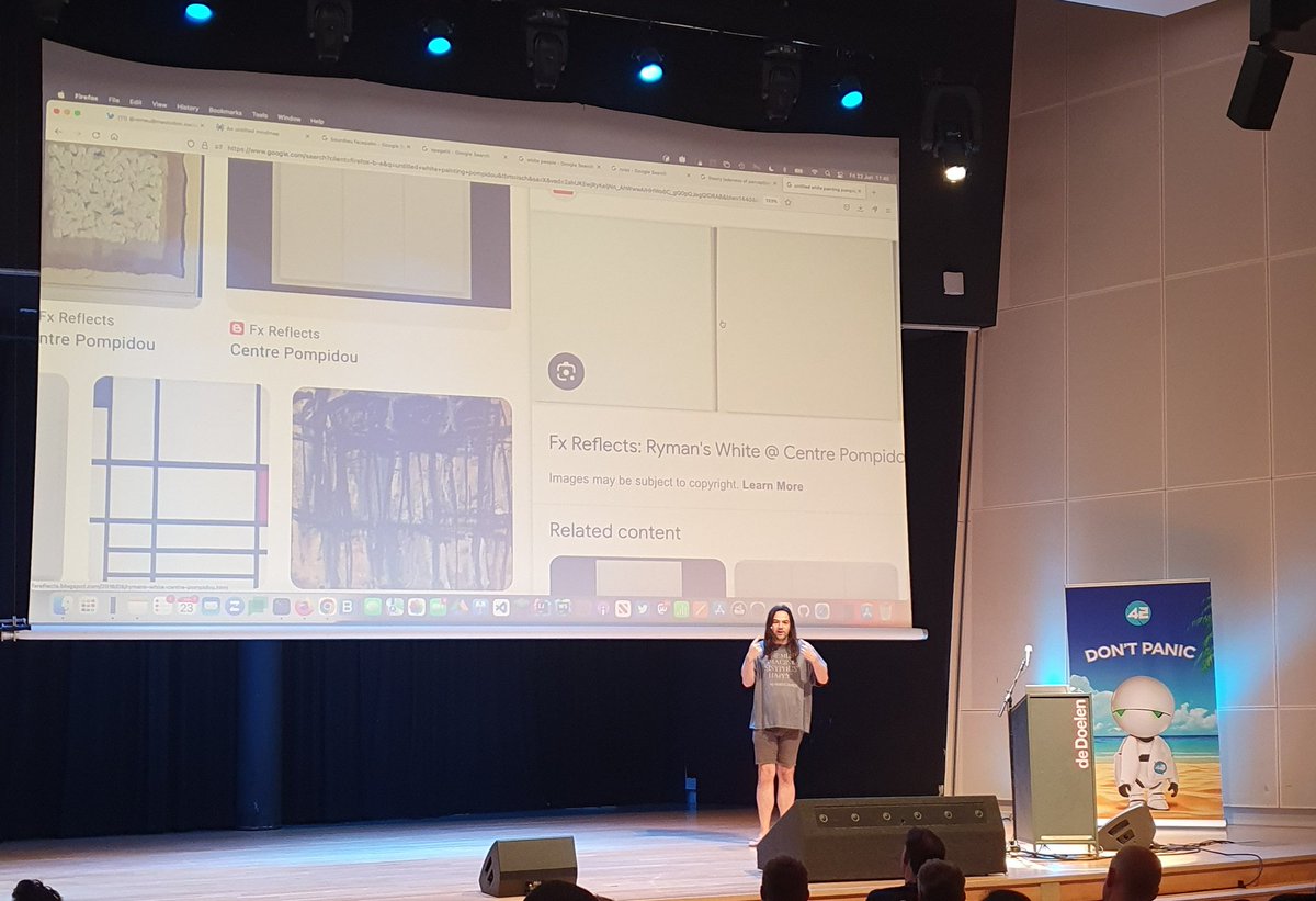 MaritvanDijk77's tweet image. Deep respect for Romeu Moura @malk_zameth who is explaining cultural capital and ruining (?) some art for us in the process. #JoyOfCoding
