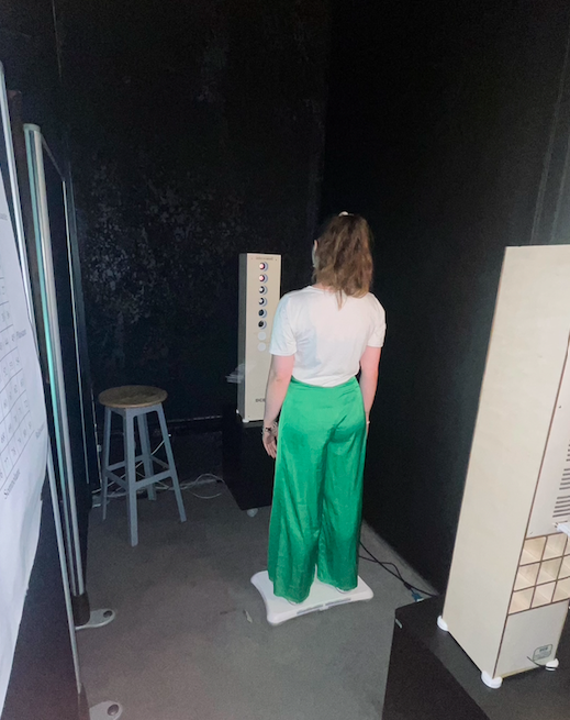 TeamREBOOT_expe's tweet image. Nous cherchons des participantes pour une nouvelle étude ! Cette étude s&apos;intéresse à l&apos;effet des odeurs sur la posture. Vous devrez tout simplement vous tenir debout sur une plateforme et sentir différentes odeurs. 
⏰ 1 heure maximum, tout compris
📍 Imaginarium, Tourcoing