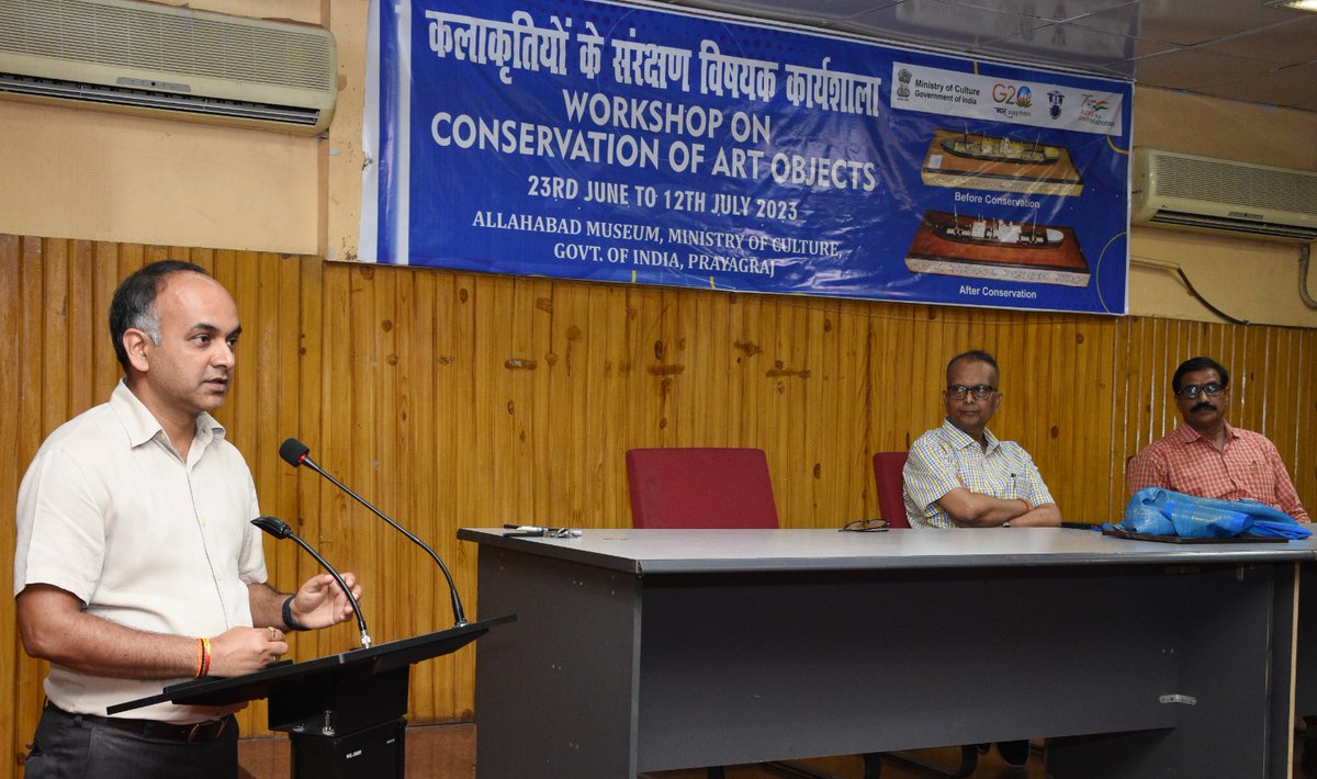 AllahabadMuseum's tweet image. इलाहाबाद संग्रहालय में आज 23  जून 2023 को ' कलाकृतियों के संरक्षण' विषयक पाक्षिक कार्यशाला का शुभारंभ हुआ।
#myculturemypride #conservationworkshop  #indianmuseumkolkata #SalarJungMuseum #nationalmuseum #PMO
#culturalheritage 
#MinistryOfCulture 
#AmritMahotsav