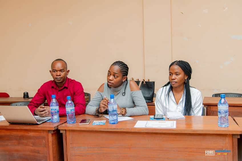 IBukavu's tweet photo. #ORHEOL #BUKAVURDC  
Débriefing avec les partenaires et organisateurs de la première foire entrepreneuriale Independance Cha Cha prévue du 27 au 30 Juin 2023

#Orheol #Rikolto #IITA #Smico #ECI  #uwezoafrika #paidek #congocirculaire  #Bakevents  #kivuprint #Foirechacha #Juin2023 https://t.co/DWg6Te7XuD