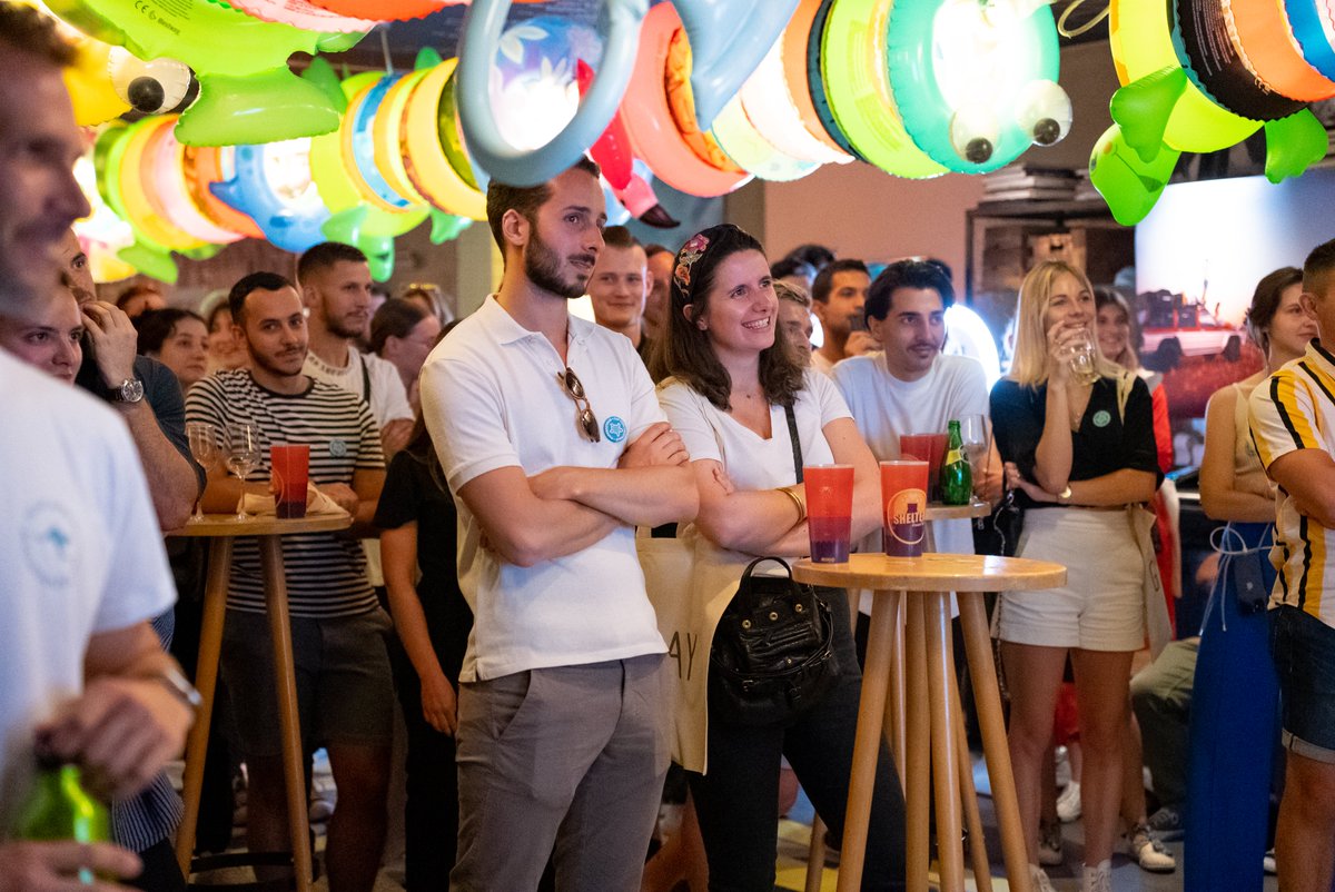 Blogwhv's tweet image. Retour sur notre #ApérOZTour mardi soir à #Lyon avec @Australia @lescoflocs @chapkassurances et RoadSurfer 🎉 On vous retrouve mardi 27 juin à #Paris pour la dernière soirée ! 
Toutes les infos ici 👉 : bit.ly/AperOZTourParis