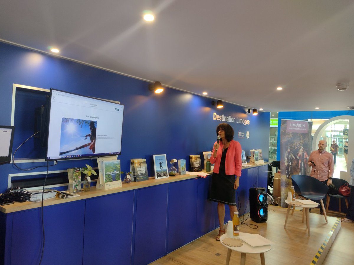 <a href="/LimogesTourisme/">Limoges Tourisme</a> Lancement du site visitlimousin.com de la marque touristique 🌳LIMOUSIN nouveaux horizons🌿 dans la Vitrine des Excellences de la gare #TERNouvvelleAQ Limoges Bénédictins. Découvrez le LIMOUSIN autrement <a href="/LaurentGIRARDY/">Laurent GIRARDY</a> <a href="/PetitpoissonJ/">Jeanne.petitpoisson</a> <a href="/87Jmd/">JM Debernard</a>