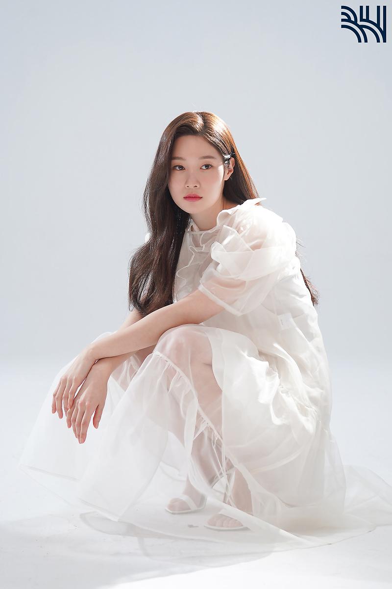 JChaeyeon_Bar's tweet photo. [PHOTO]  230623 #Chaeyeon from BH Entertainment NAVER  Updated.

#정채연 #채연 #다이아 #아이오아이 #郑采妍 #JungChaeyeon https://t.co/cTdvwC5VKc