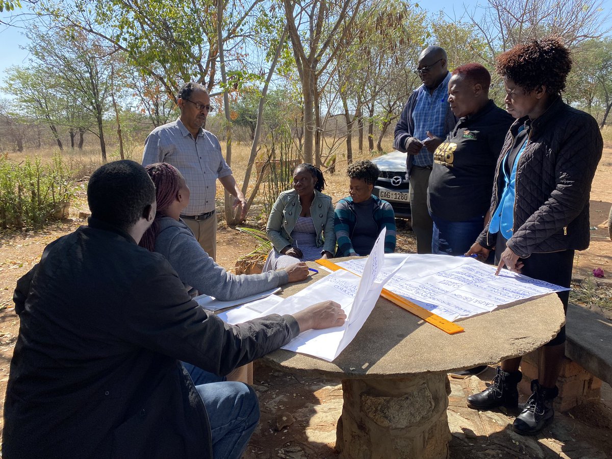 MaminiminiObert's tweet photo. 2. Facilitators will set up #APFSs where communities will actively participate in generating context specific solutions to reclaim and sustainably manage rangelands. https://t.co/fcKhOlHpFC