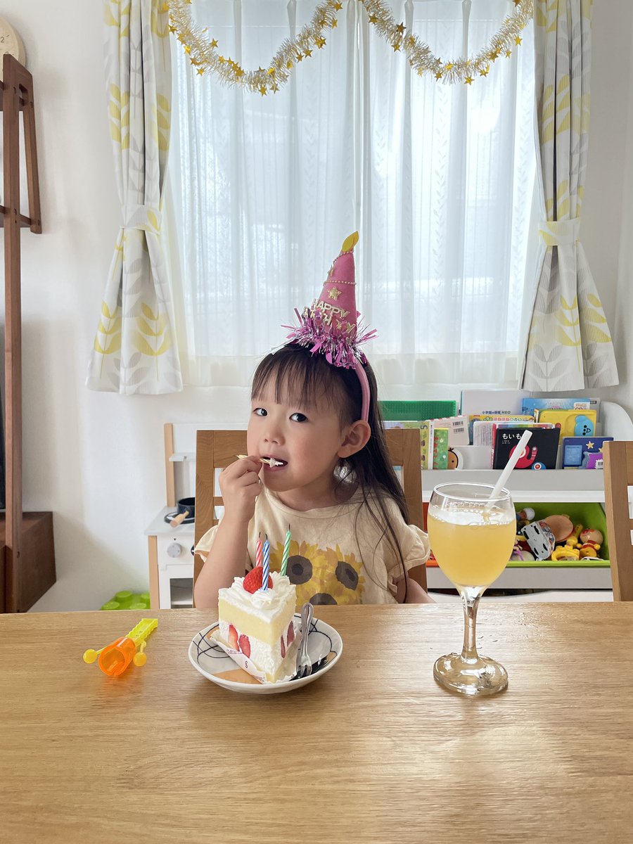 rina1024's tweet photo. 長女4歳おめでとう🎂
お誕生日会は日曜盛大にやるつもり😂 https://t.co/krPPbNsocK