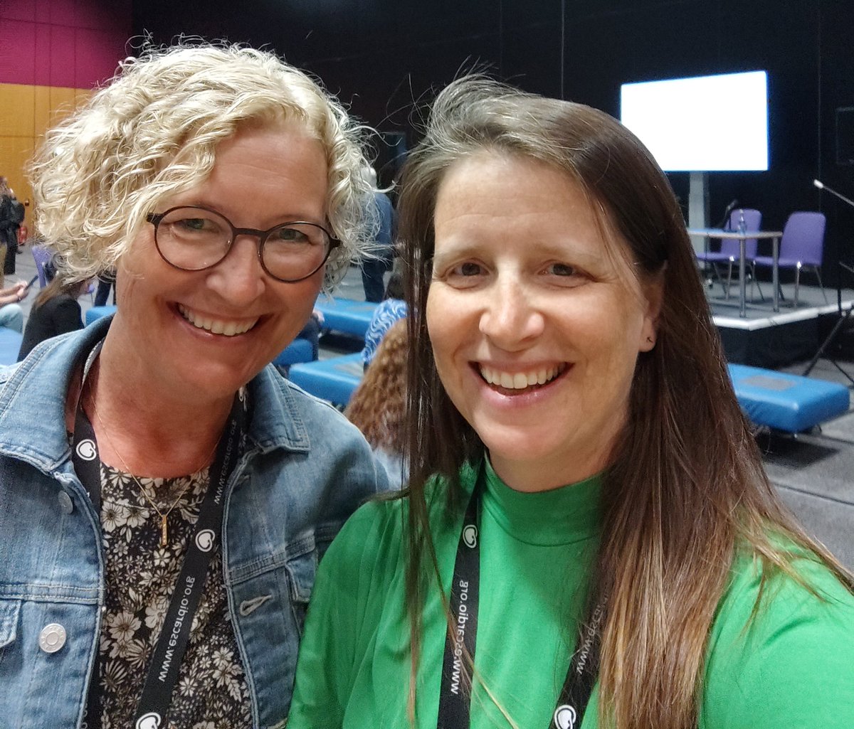 Wonderful to get to meet @prof_stromberg face to face here at #ACNAP2023. Very excited to be working with her on the #eHealthH2H project based in @UniStavanger