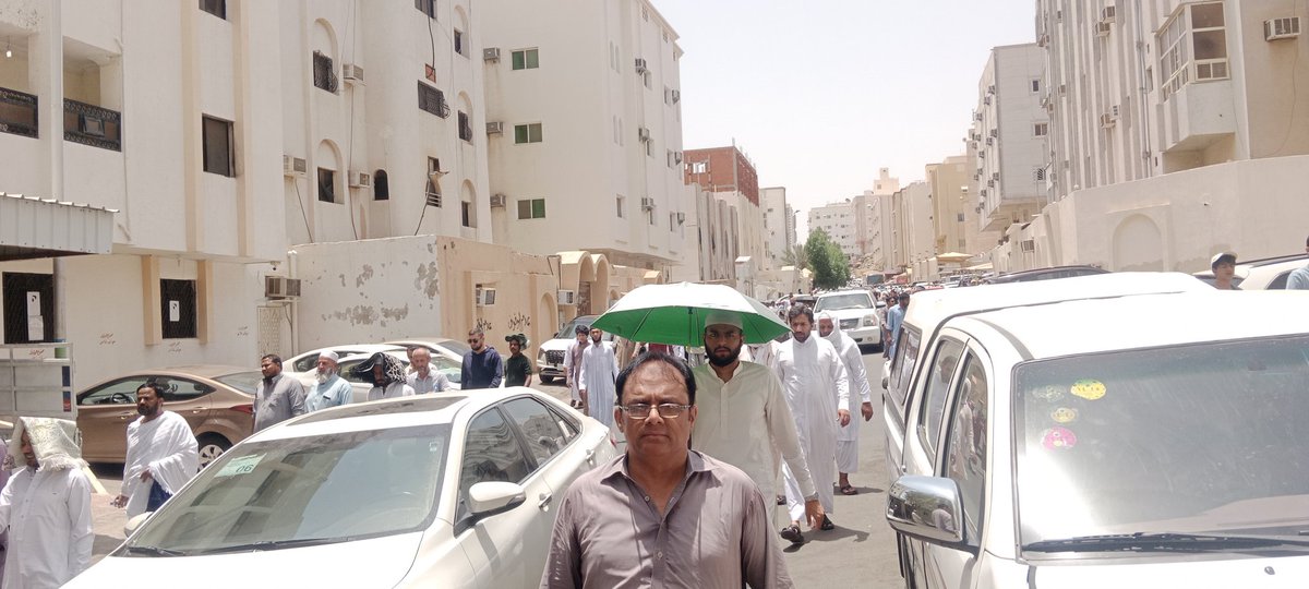 farooqsindhu's tweet photo. @MoHU_En أعلنت الحكومة السعودية أن الجمعة ستقام في جميع المساجد أثناء موسم الحج ، لكن هذا لم يحدث
تظل العديد من المساجد الإقليمية مغلقة يوم الجمعة
واجه حجاج إكرام صعوبات فيما يتعلق بالدفع يوم الجمعة https://t.co/xZmyKxROMS