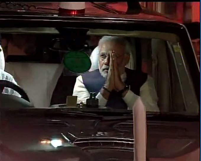 Spandana_Chinky's tweet photo. @Bachanjeet_TNIE @XpressHyderabad Where is the seat belt?? https://t.co/OYrRl4rMzO