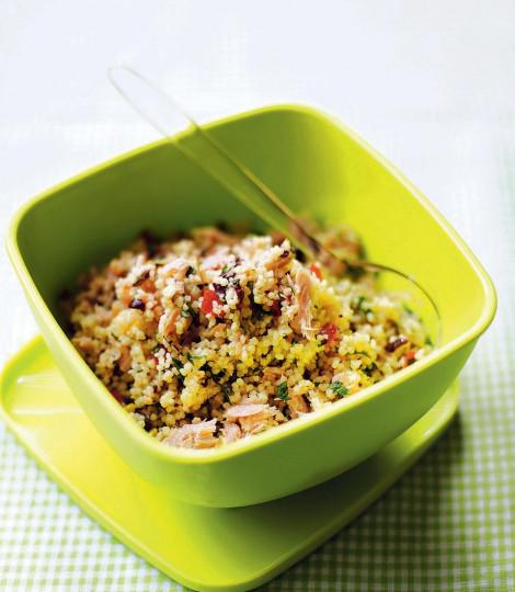 Couscous with tuna: This couscous recipe makes an easy, healthy lunchbox filler. #seasonal #recipe bit.ly/2WLz60p