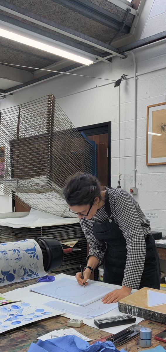 'The recurring motifs serve to bring attention to synesthesia, a condition that causes involuntary interplay between the senses resulting  in experiences like tasting shapes, and thinking in colours.'

Katy Morrison on Heather Peak at <a href="/ArtlabCPS/">Artlab CPS</a>: corridor8.co.uk/article/heathe…