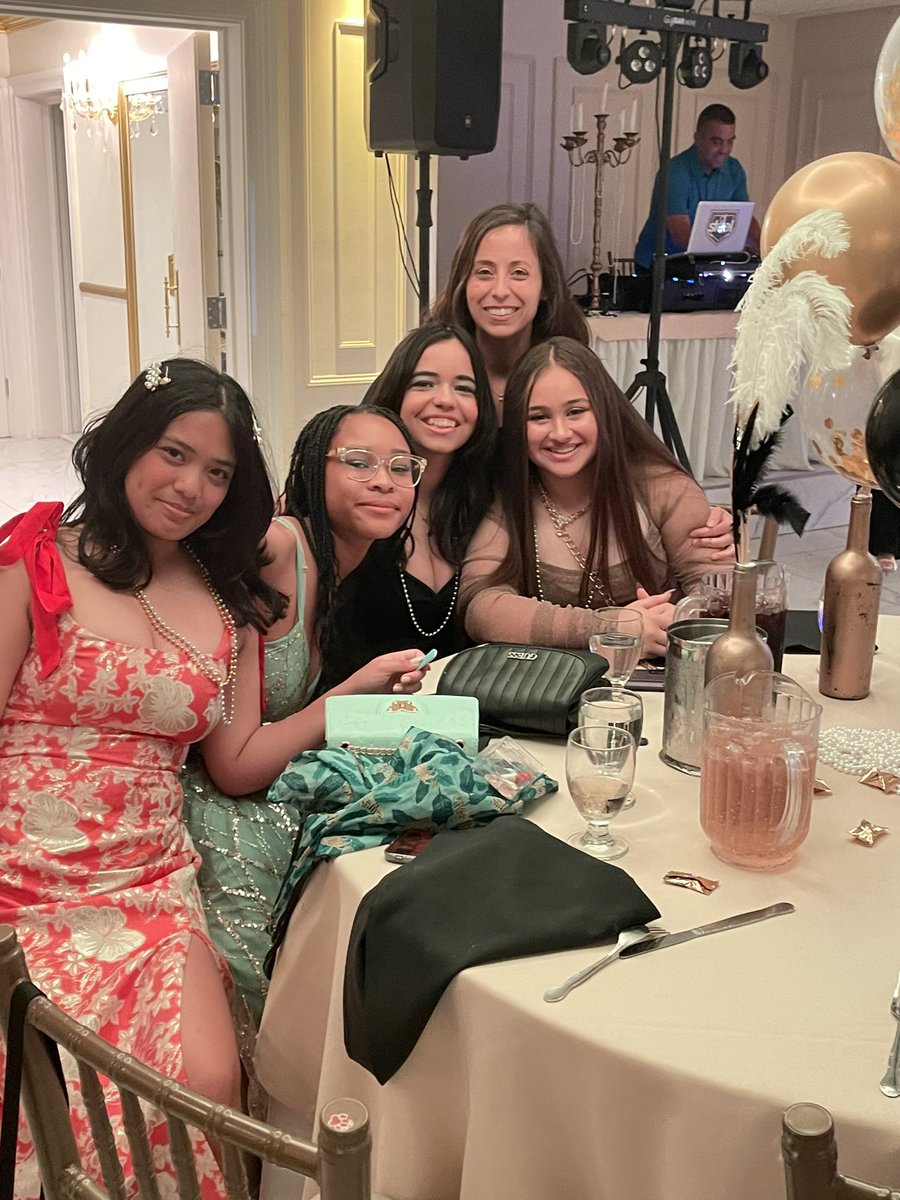 8th Grade Dance for our students. What a wonderful time had by all! @school16yonkers @YonkersSchools @SuptQuezada @DrF_Hernandez @School16PTA