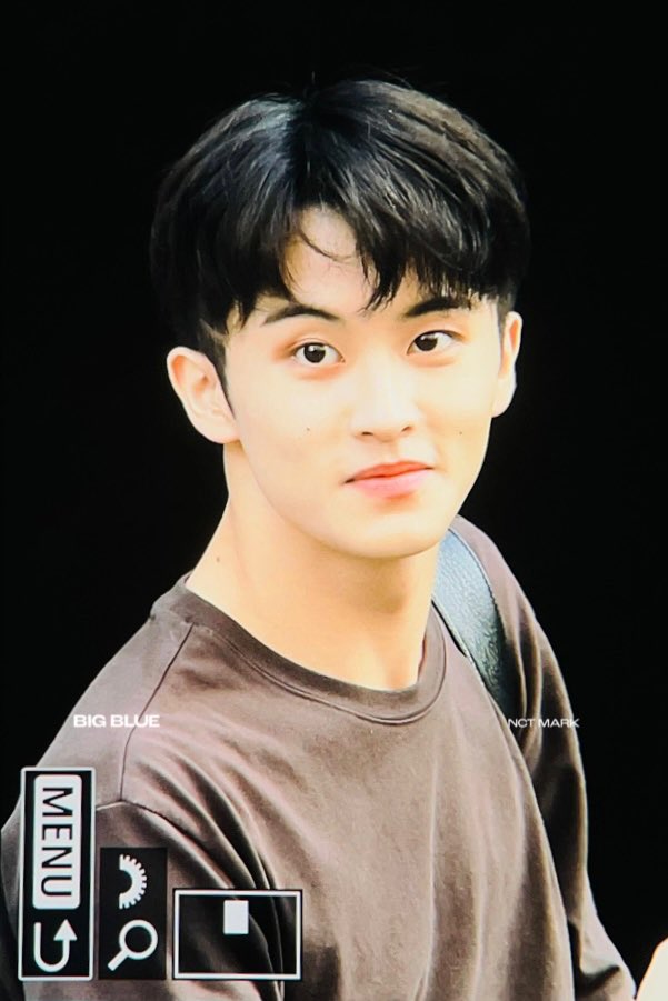 bigbluemark82's tweet photo. 230623 #마크 #MARK #MARKLEE #NCT #NCTDREAM #NCT127 #마버블 #마크버블 https://t.co/av8nGKqNBt