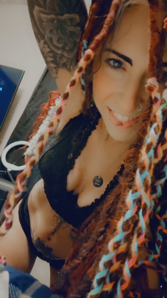 KumOnWalker's tweet photo. https://t.co/0WunMOOm46
Wake up Daddy. I'm climbing on top.
#milf #hot #sexy #onlyfans #brat #goodmorning #squirt https://t.co/BBE4puiTR5