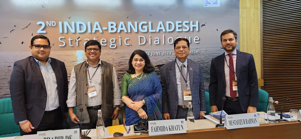 India-Bangladesh multifaceted connectivity in all dimensions. Panel took stock of the current engagements and presented the way forward. Chaired by Dr @FahmidaKcpd and rich presentations by #Shams @MustafizurRh @constantinox  Thanks #cpd @AnantaAspen @IndBagchi for invitation🙏