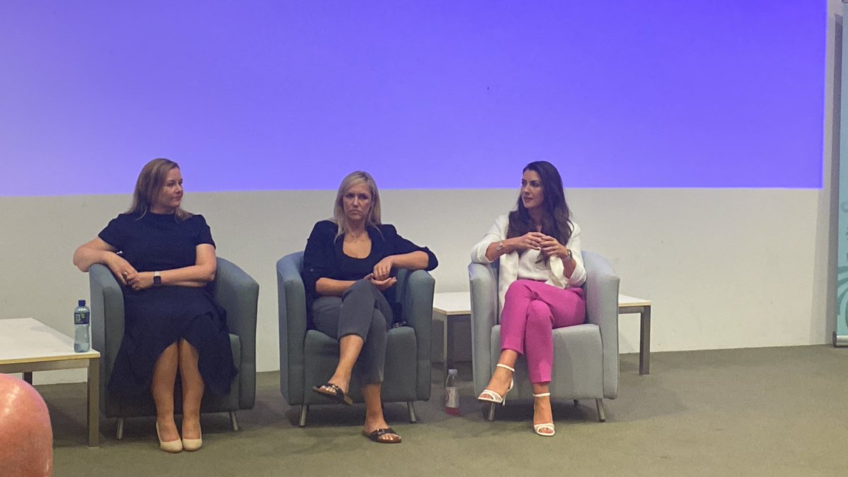 ruddle_therese's tweet photo. @ETBIreland Teckno and MY pay amazing women in business https://t.co/DOUB4YxyGV